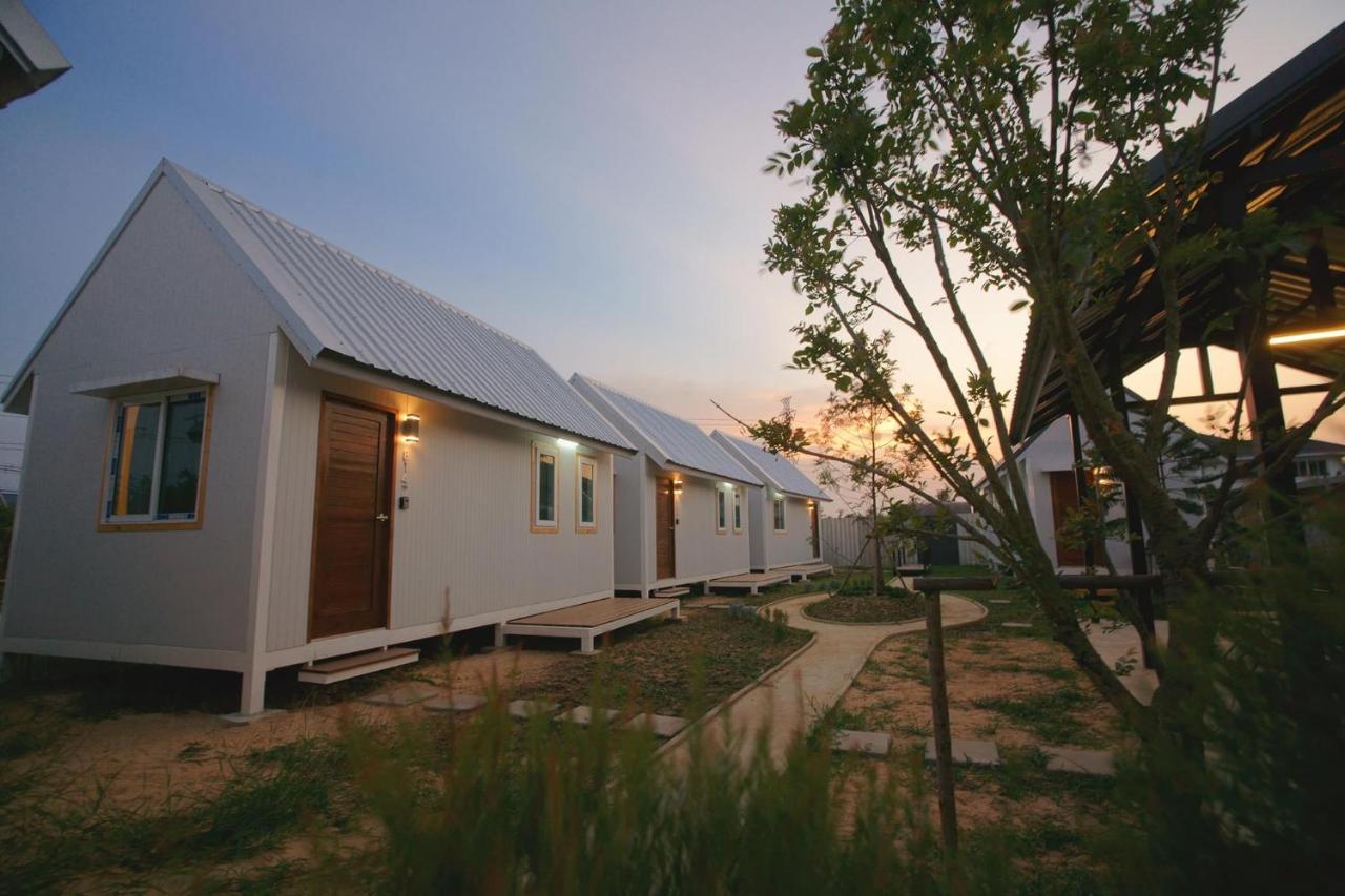 Barn Sampran Resort บ้านสามพรานรีสอร์ท Nakhon Pathom Extérieur photo